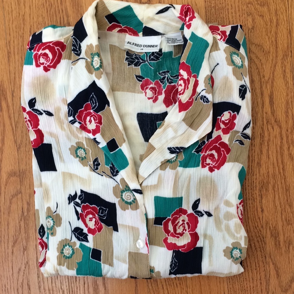 Alfred Dunner Top Size 14 Floral Geometric Pattern